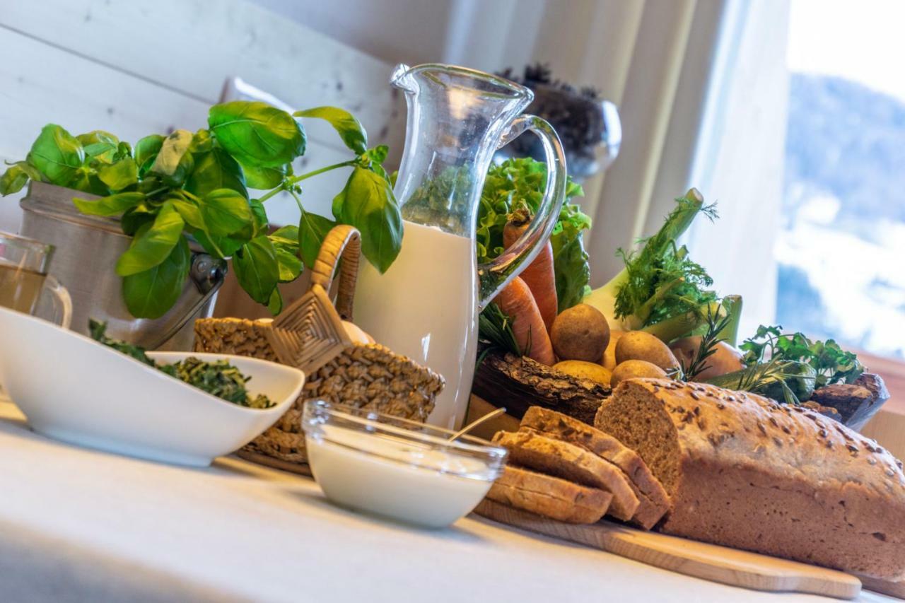 Agriturismo Luech Picedac La Valle Ngoại thất bức ảnh